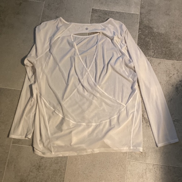 Lululemon athletica - Picture 8 of 12